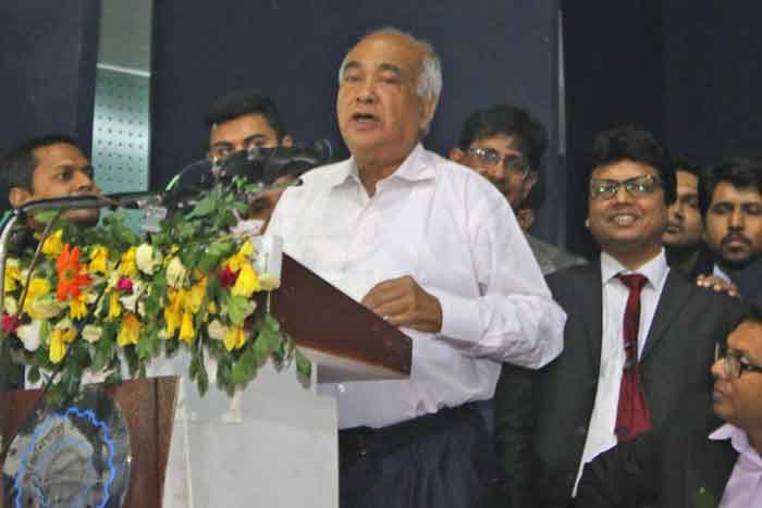 Figure2: Housing and Public Works Minister, Engr. Mosharraf Hossain MP was delivering his speech.