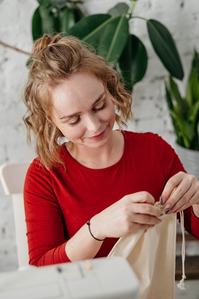 Knitting activity amid COVID-19