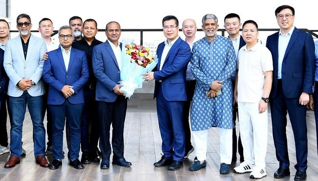 Chinese business delegation at BGMEA office to explore cooperation opportunities