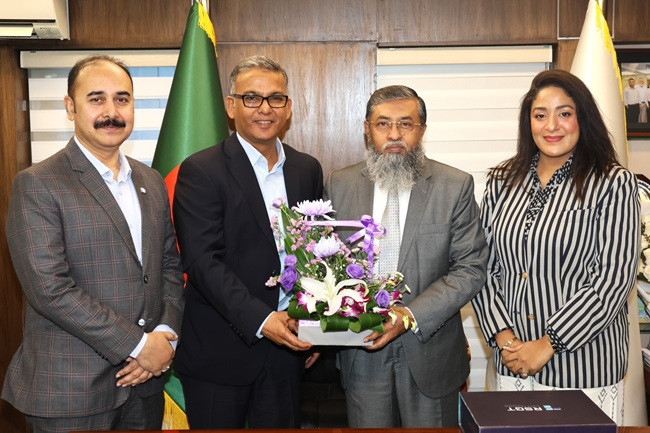 BKMEA explores enhanced logistics partnership with RSGT Chittagong to boost RMG export efficiency