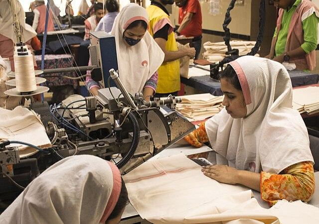 Onib Textile 2001-2006 regime: The transformation period of Bangladesh textile ...