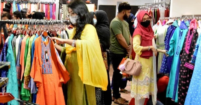 Local Eid wear struggles despite discounts: Domestic brands miss the mark